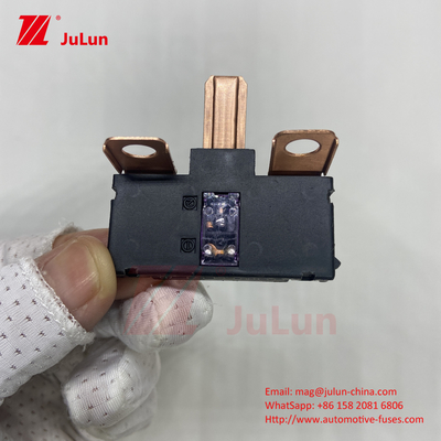 Daya Listrik Sistem Listrik Auto Fuse Bagian Otomotif 3821-TAB-A01 Fuse Mesin