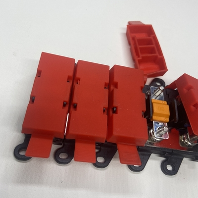 Satu dalam Multiple Out Kombinasi Bolt Kecil Fixed Fuse Holder