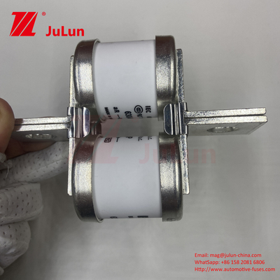 BUSSMANN 630MMT 690V Keramik Tembaga Twin Flat Plate Bolt Type Fuse Untuk Otomotif