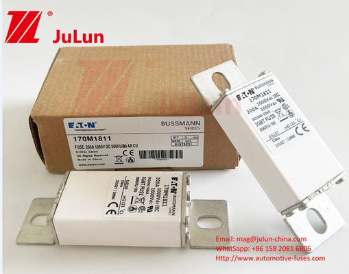 170M1811 200A 1000V Keramik Tembaga BUSSMANN Fuse Otomotif Tegangan Nominal M6/M8 Instalasi