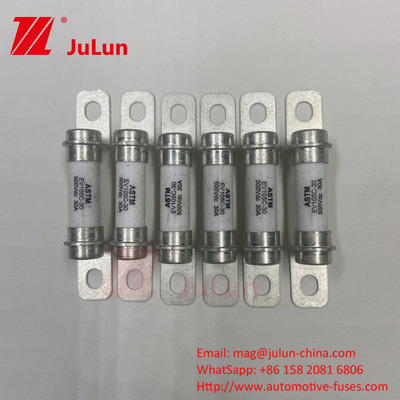 20KA Kapasitas Pemutus 50A 30A DC Kapasitas Pemutus Sekring 500VDC M6 Bolt Mobil Hibrida
