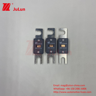 DC70V 100A EV320-5C Pengisian Cepat Kendaraan Listrik Dengan M6 Bolts Jangkauan Kontrol Suhu -40.C.