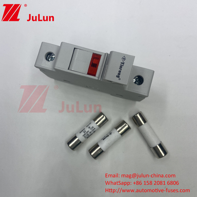 Pabrik Profesional BYPV-18 1pole 16a 1000v Dc Din Rail Fuse Holder Dengan 1500v Dc Fuse Untuk Surya