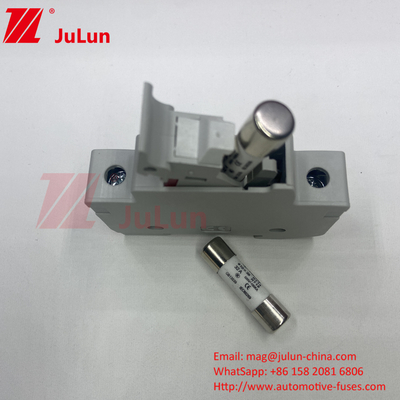 Pabrik Profesional BYPV-18 1pole 16a 1000v Dc Din Rail Fuse Holder Dengan 1500v Dc Fuse Untuk Surya
