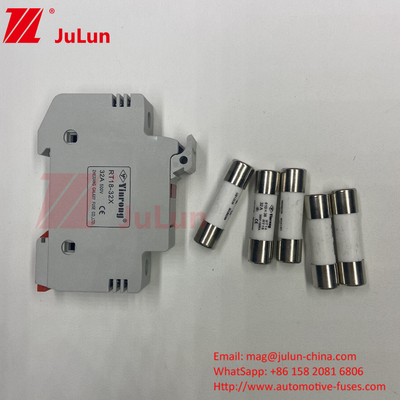 Fuse Solar Photovoltaic Inverter Untuk Suhu Ekstrim 40A DC 1500 FUSE Holder Cocok Dengan 14 * 51mm