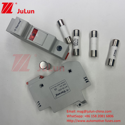 Solar PV Inverter Silinder Fuse. Fuse Holder 1000V DC Fuse Holder Untuk Sistem Panel Surya 25A 32A AC