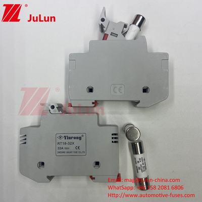 Pemegang Dengan Sekering Keramik Untuk Perlindungan Modul PV 15A Sekering PV Surya 1000V 10*38mm Din Rail Sekering Surya An