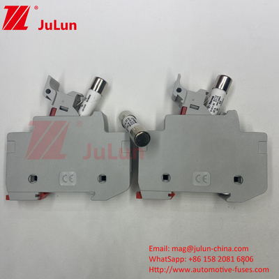 Fuse Surya Tegangan Tinggi 10A ~ 63A Untuk Inverter Photovoltaic Surya 500vdc 1000vdc 1500vdc