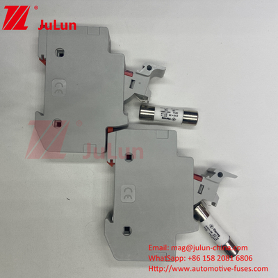 30kA DC Fuse Rated Solar Untuk Bus Fotovoltaic 1000V Fuse Base Suit 10 * 38 Fuse Core Inner Core