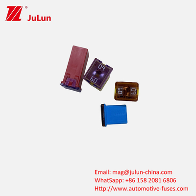 495 Fuse Box 20A30A40A50A60 Impor Mobil Kecil Square Fuse 32V 58V Cigarette lighter