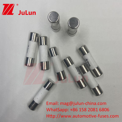 5A AC380V AC800VAC Keramik Din Rail Solar Fuse Holder Tegangan Tinggi Solar Fuse