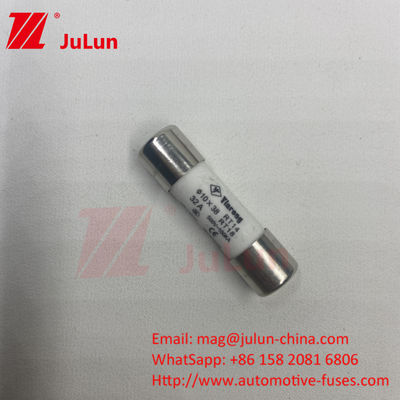 PV FUSE 10*38mm 10A Din Guide Fuse Holder Untuk 1000VDC 15A DIN Rail Solar Fuse Holder