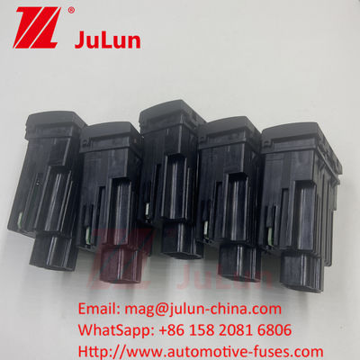 24V / 12V AUTOMOBILE BC45-13A350-BA Pemadam Kebakaran Power Off Switch Dengan Kotak Perlindungan