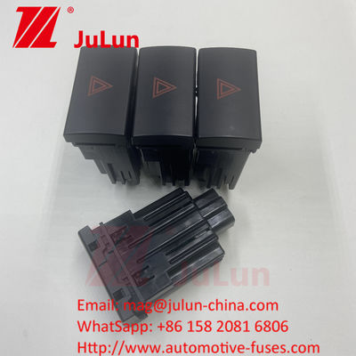 24V / 12V AUTOMOBILE BC45-13A350-BA Pemadam Kebakaran Power Off Switch Dengan Kotak Perlindungan
