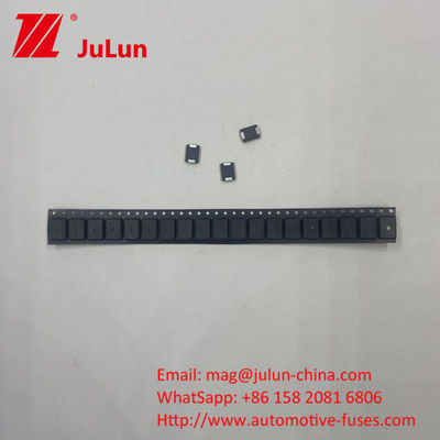 MOV SMD 3325 7D471 Menghemat ruang Absorb Surge Voltage Untuk Industri