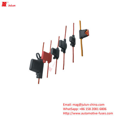 Auto Parts Fuse Holder Untuk Fuse Tipe 32V Rated Voltage Circuit Breaker Long Time Contact Tembaga PVC Flame Retardant