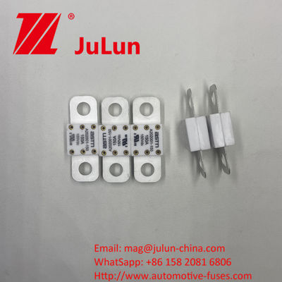 A202001-300A ASTM Keramik Automotive Fuses untuk tegangan 150VDC dan jarak lubang 39mm