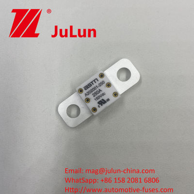 Screw Bolt Mounting A202001-300A 150VDC Fuse Keramik Otomotif Cocok untuk Konversi Daya 150VDC Tegangan Keluar