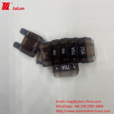 50A 32VDC Tegangan Rating Blade Mobil Fuse Otomotif
