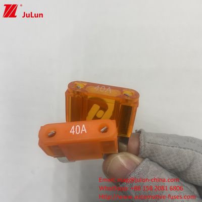 60A Auto Blade Fuses Untuk 32VDC Aplikasi Otomotif Dan Perlindungan