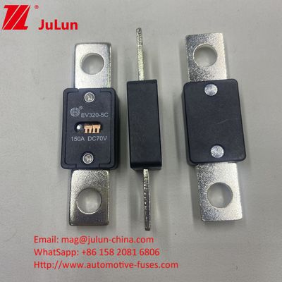 Perlindungan DC EV HEV Fuse Kendaraan Listrik Untuk Jarak Lubang Mobil 51mm EV