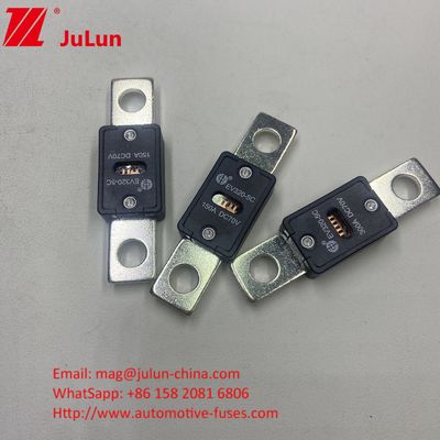 51mm Jarak Lubang EV320-5X 125A 70VDC Sekring Keramik Otomotif Dengan Sertifikasi GB/T31465.5-2015 Dan Tegangan Nominasi 70VDC