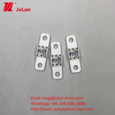 A202008 250A 125VDC Keramik Automotive Fuses Perlindungan Sirkuit Singkat Ukuran Kecil 70VDC Nomor