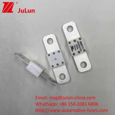200A 125VDC Fuse Kendaraan Listrik Mobil Untuk EV 125VDC Voltage Jarak Lubang 50,8mm