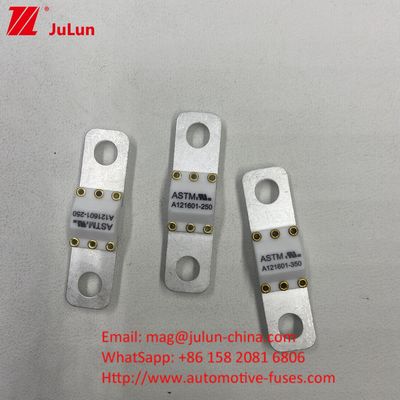 Perlindungan Sirkuit Singkat 80A 125VDC Sekring Keramik Otomotif Dengan Kapasitas Patah Tinggi 8KA 6KA 3KA 50A 60A 80A 100A 150A 200A 250A 300A 350A