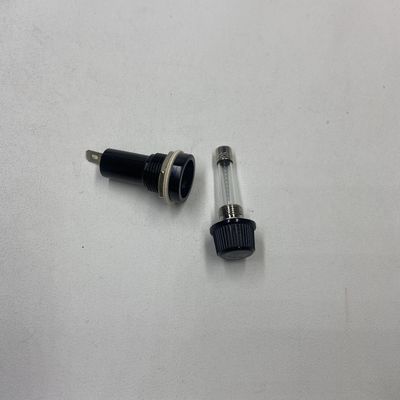 6 * 30mm Panel dipasang Fuse Holder Knob Jenis Waterproof Desain Untuk Mesin
