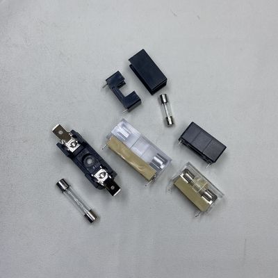 Pemegang sekring PCB Dirancang untuk 5*20mm 6*30mm Keramik pada papan PCB Instalasi Flat Plate Fixation