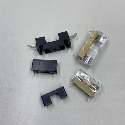 Fuse pemegang 5 * 20mm tegangan maksimum 10A 250VDC Fuse keramik 6x30mm pada PCBA