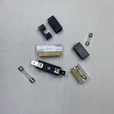 Fuse pemegang 5 * 20mm tegangan maksimum 10A 250VDC Fuse keramik 6x30mm pada PCBA