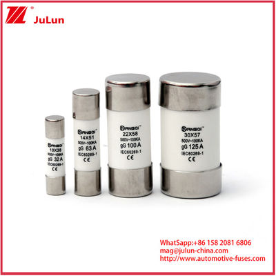 Fuse Keramik Otomotif 20A 1000VDC Fuse PV Patah 10*38mm 14*51mm 20*65mm Kapasitas Dengan Kemampuan Substitusi 1000VDC 10A 15A 25A 30A Dan Standar Keamanan IEC