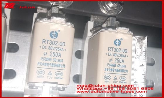 Blade Caremic Fuse Mobil Kecil RT302-00 250A DC80 25KA GG Mobil Mount