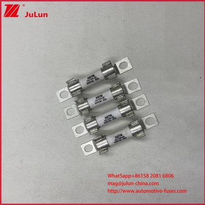 AC Ev Charger Adapter Fuse Kompatibel Dengan DC500V / 20KA Rated Voltage Ukuran Kecil
