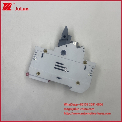 14*51mm gPV 1000VDC 50A FUSE Fuse Fotovoltaic Fuse Holder tahan lama Pemutus untuk aplikasi dan panel surya
