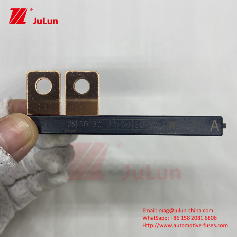 38231-TAB-A01 Logo yang dapat disesuaikan Blade tembaga Fuse Screw Plug In Untuk Perlindungan Sirkuit Otomotif