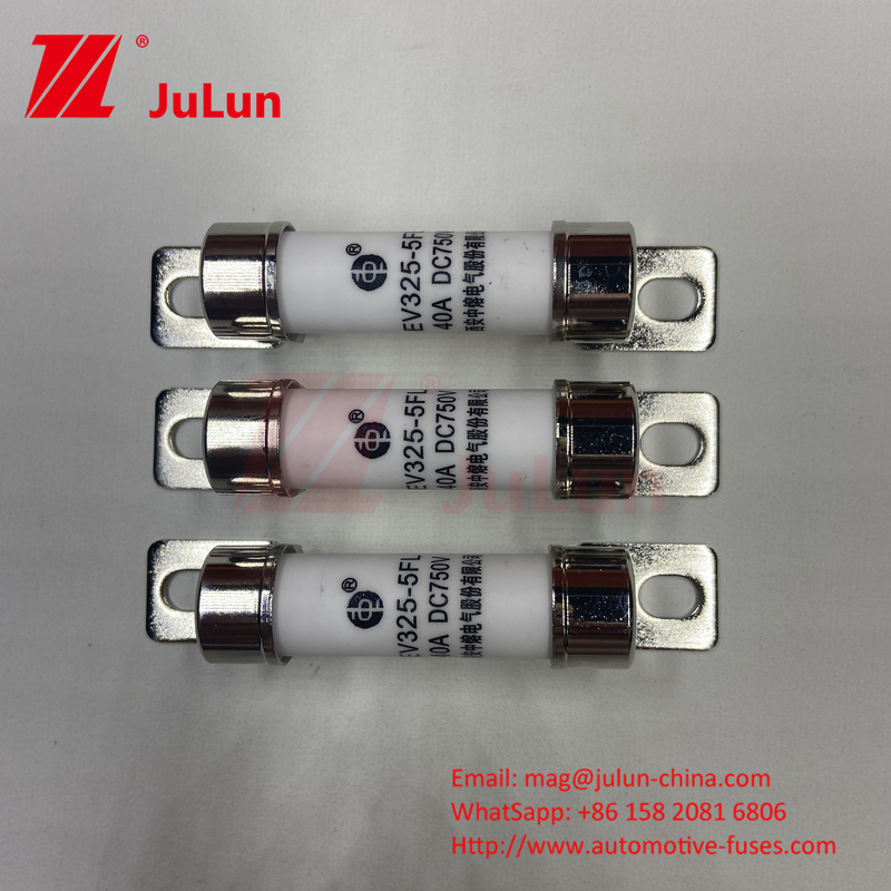 10A 30A 50A 750VDC EV Fuse Hei Untuk Sistem Traksi EV, 15A 20A Konversi Daya