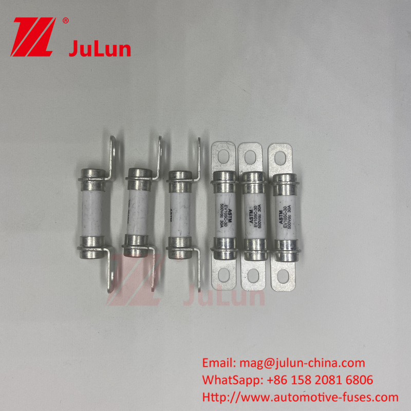 Aplikasi Mobil Fuse Kendaraan Listrik Mobil Hibrida 15A 500VDC Superior DC Fuse Kapasitas Pemutus