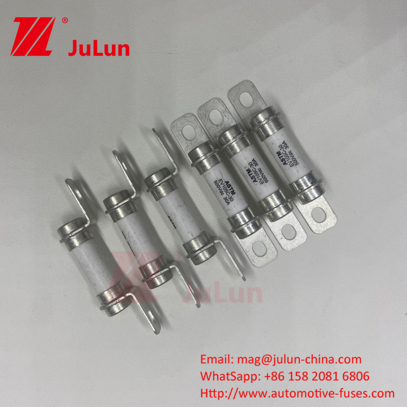 30A Kendaraan hibrida 500VDC Fuse Bolt M6 DC Perangkat dan Peralatan Otomotif Pendek dan Backu