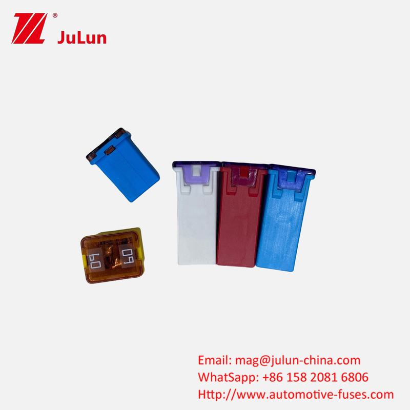 Fuse persegi mobil kecil 32V 58V EV Kendaraan listrik menengah Fuse Blade Terminal dengan tegangan nominal 58V DC