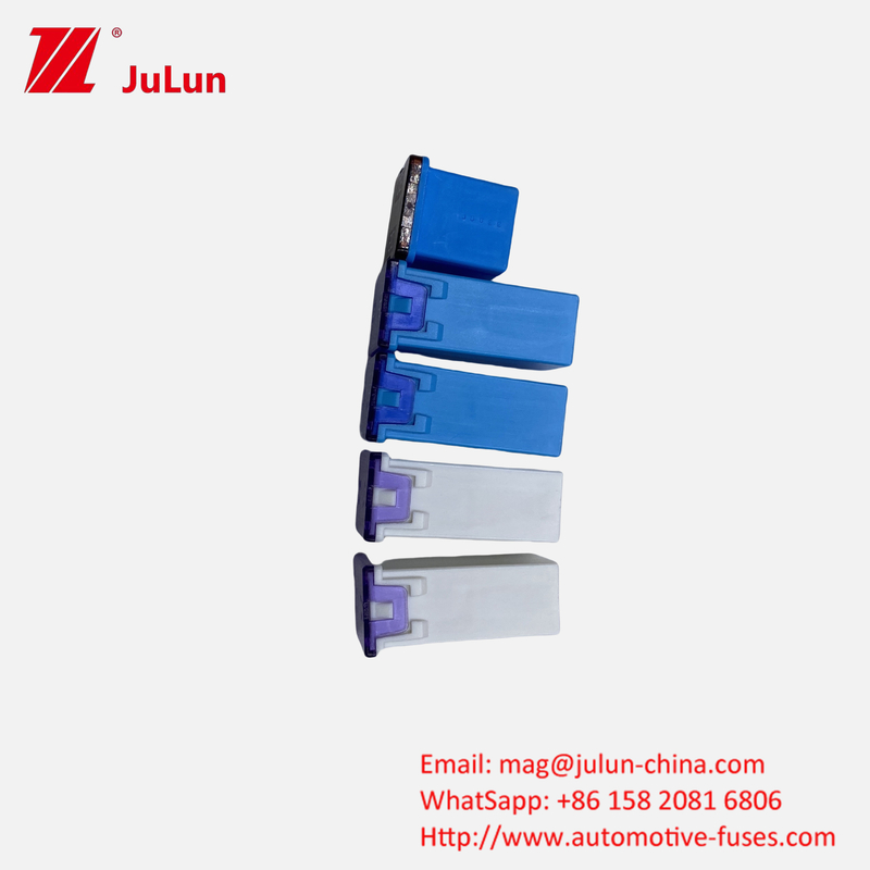 495 Fuse Box 20A30A40A50A60 Impor Mobil Kecil Square Fuse 32V 58V Cigarette lighter