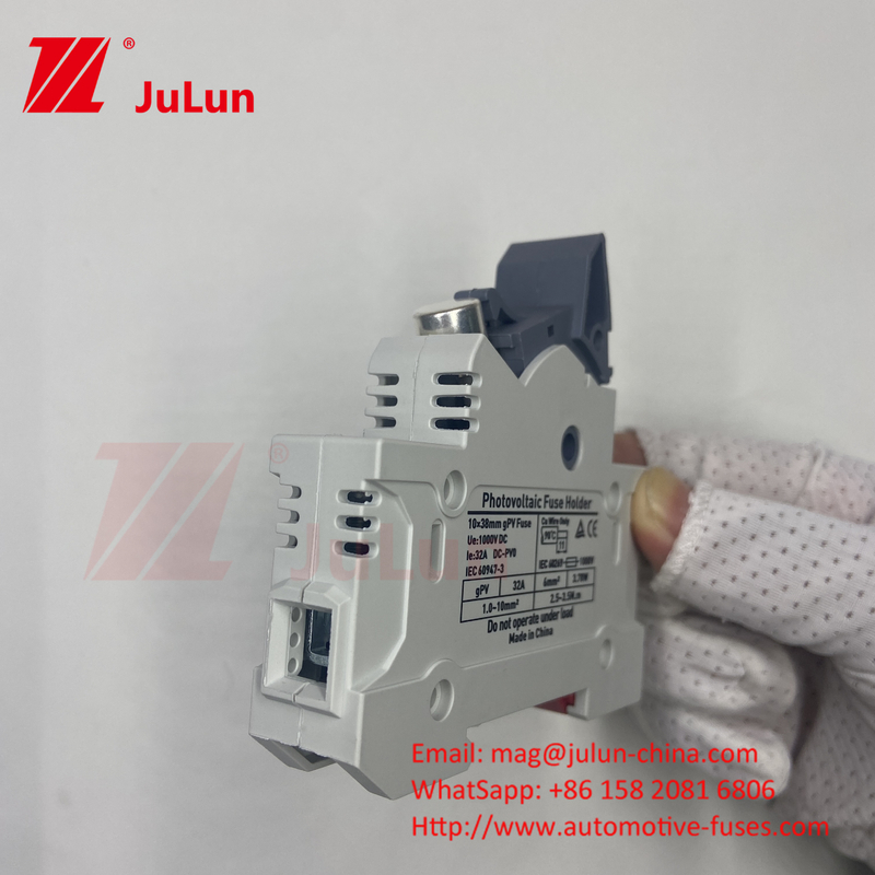 Protective Certified DIN Rail Solar Fuse Holder Untuk Panel Surya RT18 AC Fuses Fast Blow Keramik 22x58