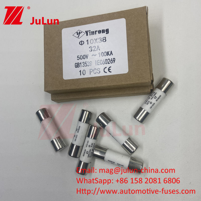 3A 10*38mm Keramik PV String Fuse Untuk Sistem Photovoltaic AC220V AC380V AC50 0V AC690V AC800V