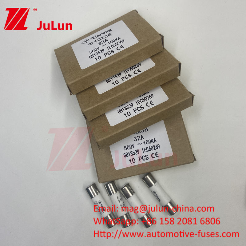 PV FUSE 10*38mm 10A Din Guide Fuse Holder Untuk 1000VDC 15A DIN Rail Solar Fuse Holder