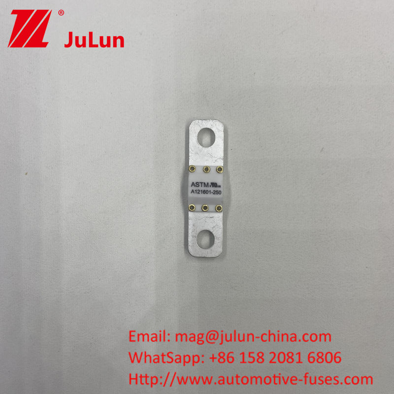 A121601-50A ASTM 125VDC Voltage Rating Automotive Blade Fuses untuk Automotive dan Performance