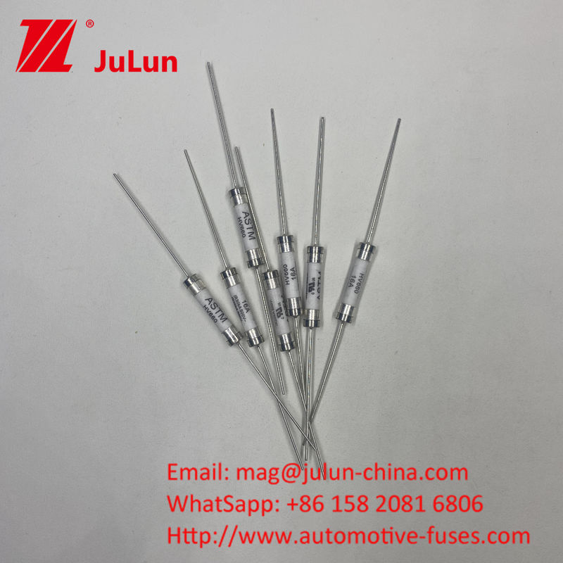 500V ASTM 30A Fuse Keramik Dengan Fuse Clamp Untuk 10A-30A Listrik Listrik 500VDC
