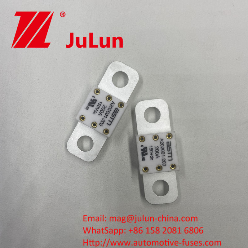 A202001-500A 125VDC ASTM Instalasi Tanpa Upaya Keramik Fuse Mobil Tegangan 150VDC Untuk Instalasi M8