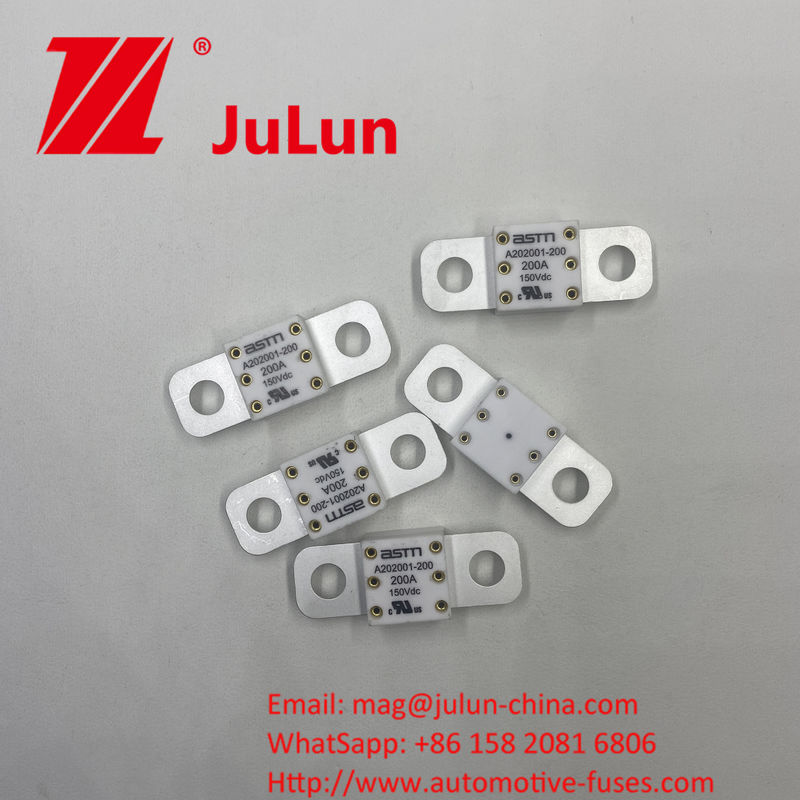Screw Bolt Mounting A202001-300A 150VDC Fuse Keramik Otomotif Cocok untuk Konversi Daya 150VDC Tegangan Keluar